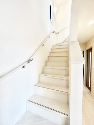 ���̑��@���S�����l�����K�i�ɂ͎肷���ݒu���Ă��܂�