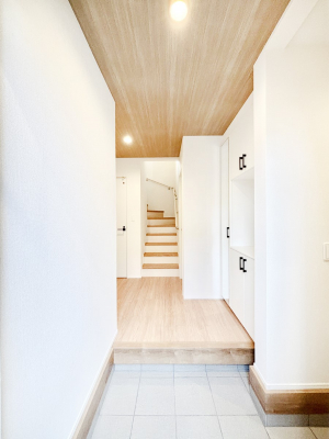 ց@U炩肪ȌւXbĽ֎[t