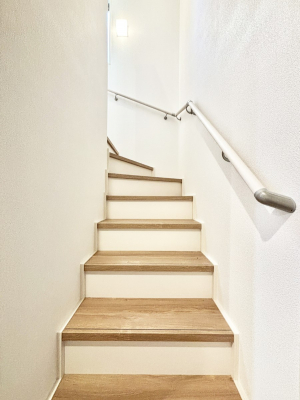 ���̑��@�K�i�͎肷��t���Ȃ̂ŏ����Ȃ��q���܂₲����̕������S�ł�