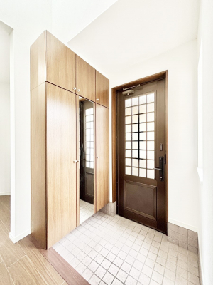 ���ց@�Ƒ��̋A��₨�q�l�������������}���錺��