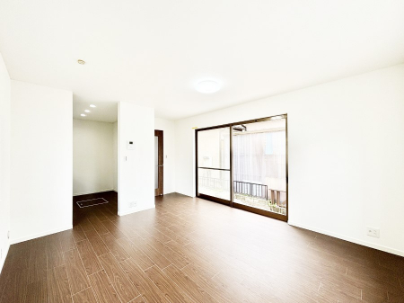 ���̑����ρ@�Ƒ������R�ƏW�܂�e���̃X�y�[�X�ɂȂ肻��