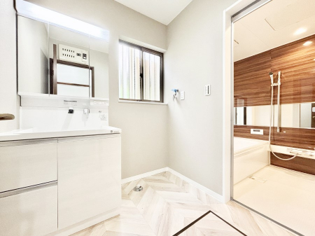 ���ʑ�E���ʏ��@���[�͂Ƌ@�\���ɗD�ꂽ���ʉ��ϑ�