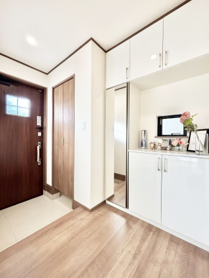 ց@~[tV[Y{bNX͂oO̐gȂ݃`FbNɕ֗