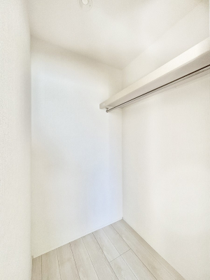 ���̑��@�ߗނ��n���K�[�Ɋ|�����܂܎��[�ł���WIC�B�ߗނ̐������ڂ����₷���ĕ֗��ł��I