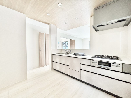 �L�b�`���@�����g���L�b�`��������A�g���₷�����������̂��₷���ɂ������܂����B 