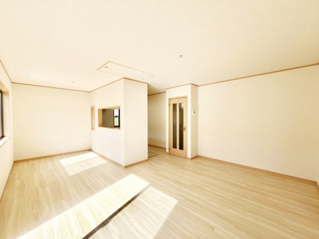 rO@Ƒ̓₩Șbŕ܂閾邢rO