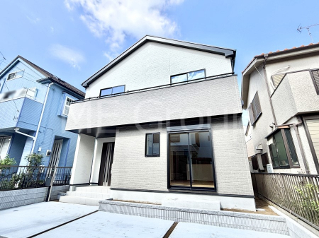 ���n�O�ώʐ^�@�����Ղ�̗z���ƊJ�����ɕ�܂�閾�邢�Z�܂�  