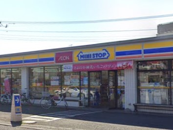 ���ӊ��@�R���r�j 300m �~�j�X�g�b�v �Y�a�؍�X