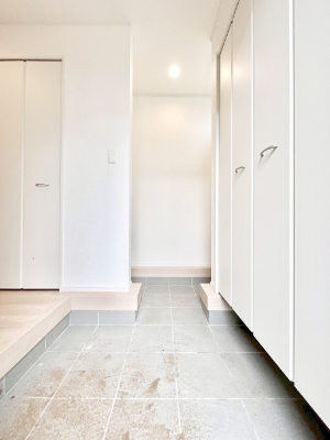 ���ց@�y�Ԏ��[�̂������[�͖L�x�Ȍ��ցB���邢���ւ͂��q�l�����o�}������̂ɂ҂�����ł��I 