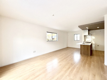 ���r���O�@�Z�ޕ��̌��������o�����A�C���e���A���l����̂��y���݂ȃ��r���O�ł��I 