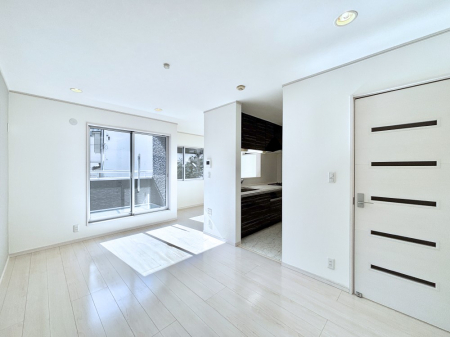 rO@̂rOłƂeB[^CI Cɓ̃O[΍XɐSn悳AbvI