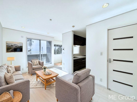 rO@Ƒ̓₩Șbŕ܂閾邢rO  ƋCGł