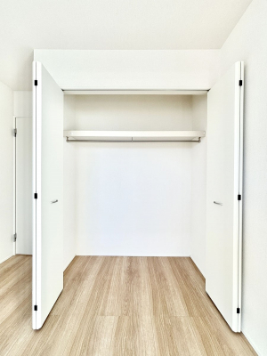 ���[�@�����Ղ�̎��[�X�y�[�X�ŉ��K�ɕ�点���� 