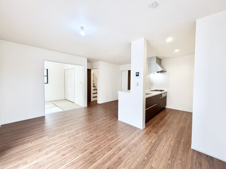 rO@15.5̂kcj͉Ƒ݂Ȃ̉KԁIƑ̂Ȃ厖ȃXy[XłB 