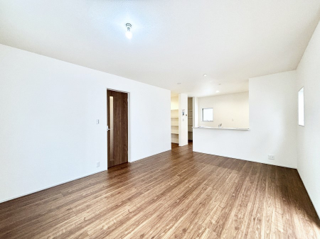 rO@i`eCXg̗D_炩Fg̃t[OfGȃrOłˁB