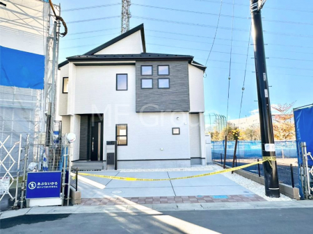 ���n�O�ώʐ^�@�����Ղ�̗z���ƊJ�����ɕ�܂�閾�邢�Z�܂�  