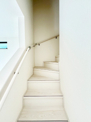 ���̑��@�K�i�͎肷��t���Ȃ̂ŏ����Ȃ��q���܂₲����̕������S�ł�