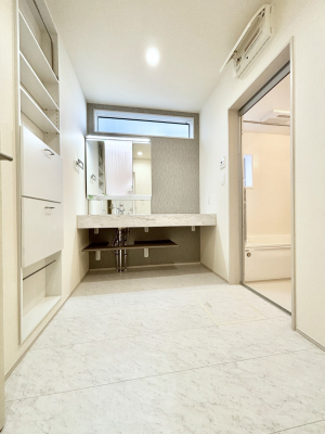 ʑEʏ@傫₷OʋŐʑ́AgȂ݃`FbN┧̂ɂ߂łB 