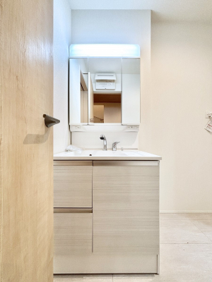 ʑEʏ@傫₷OʋŐʑ́AgȂ݃`FbN┧̂ɂ߂łB 