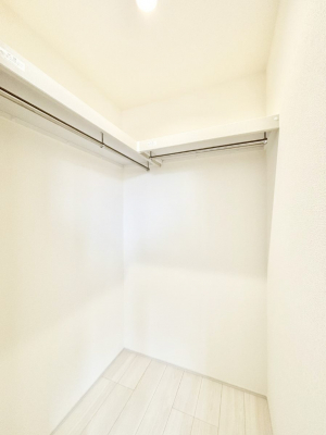 ���̑��@�ߗނ��n���K�[�Ɋ|�����܂܎��[�ł���WIC�B�ߗނ̐������ڂ����₷���ĕ֗��ł��I