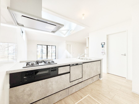 �L�b�`���@�L�X�Ƃ����g������̗ǂ��L�b�`���œ��X�̂��������y�����Ȃ肻��