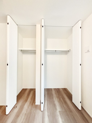 [@m̃N[[bgBŝŌ̈ߗނ܂܂B