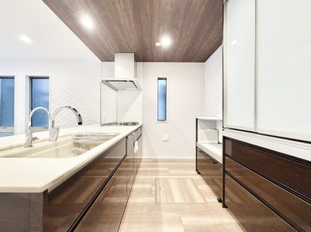 Lb`@Lb`Ƃ̃Jbv{[htBŜɓꊴdオɂȂĂ܂B