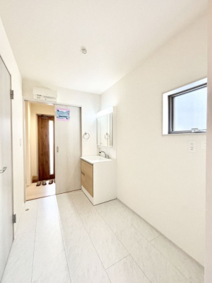 ���ʑ�E���ʏ��@���邢���ʏ��͖����̐g�x�x���y�����ł����Ⴂ�����ł��B