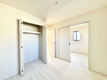 �q�������@�q�������ɂ��������߂Ȏ��[�X�y�[�X�����Ղ�̋���