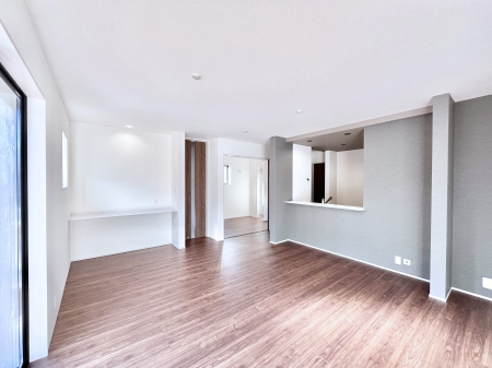 ���r���O�@�Z�ޕ��̌��������o�����A�C���e���A���l����̂��y���݂ȃ��r���O�ł��I 