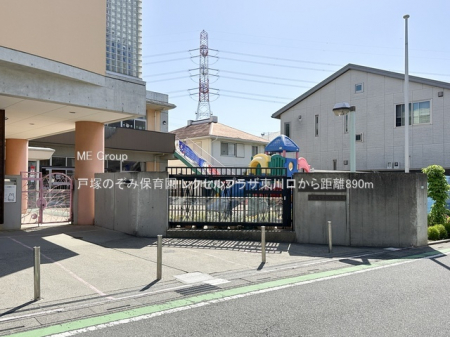 ���ӊ��@�c�t���E�ۈ牀 890m �˒˂̂��ݕۈ牀