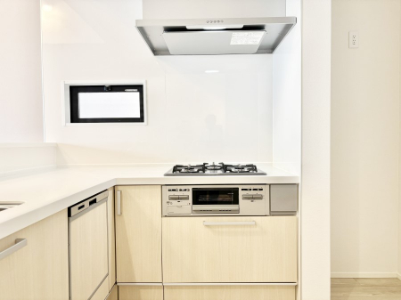 �L�b�`���@�������������I�ɁA�y�����I�V�X�e���L�b�`��