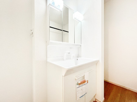 ���̑��@�L�X�Ƃ�Ƃ�̂��郉���h���[�X�y�[�X�B