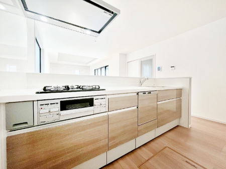 �L�b�`���@�J�E���^�[�z���ɂ��b�������Ȃ��疈���̂������������Ɗy����