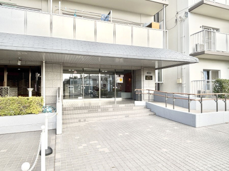 GgX@O YȃGgX́AZ҂D}Ă܂  