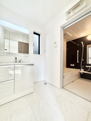 ���ʑ�E���ʏ��@������������ʉ��ώ��Œ��̐g�x�x�����K