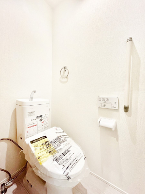 �g�C���@�g�C����1�K��2�K���ꂼ��ɔz�u����Ă��ĂƂĂ��֗��ł��B