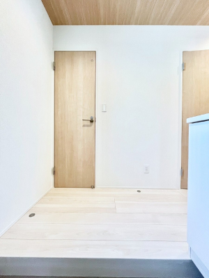 ���ց@�Ƒ��̋A��₨�q�l�������������}���錺��  