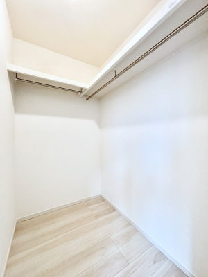 ���̑��@�ߗނ��n���K�[�Ɋ|�����܂܎��[�ł���WIC�B�ߗނ̐������ڂ����₷���ĕ֗��ł��I