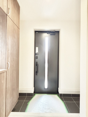 ���ց@���փh�A�ɃX���b�h���C���������Ă���̂Ō��̉��o�����Ă���܂�