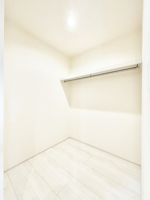 ���̑��@�E�H�[�N�C���N���[�[�b�g�̂���Z�܂��ŃX�b�L�����K�Ȑ������I