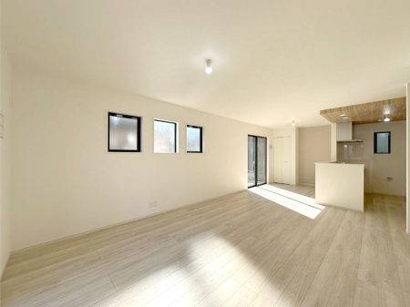 ���r���O�@�Z�ޕ��̌��������o�����A�C���e���A���l����̂��y���݂ȃ��r���O�ł��I 