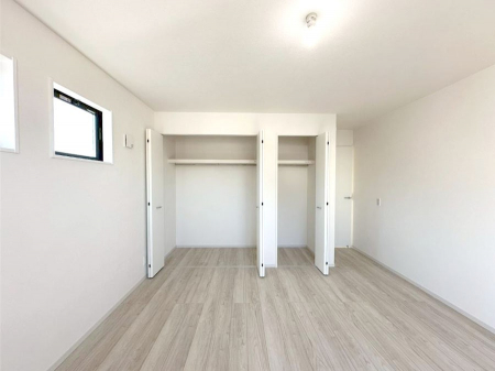 �q�������@�q�������ɂ��������߂Ȏ��[�X�y�[�X�����Ղ�̋���