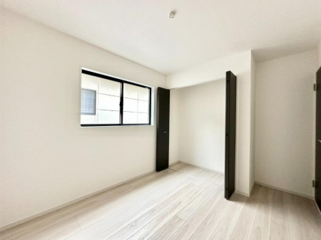 �q�������@�q�������ɂ��������߂Ȏ��[�X�y�[�X�����Ղ�̋���