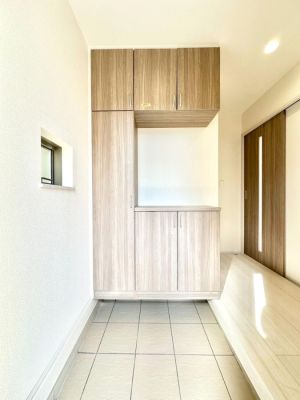 ̑ρ@Ղ[łV[Y{bNXŉƑŠCAւB  