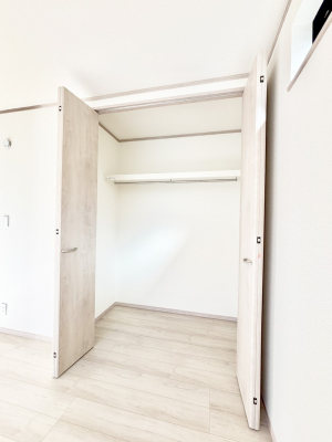 ���[�@�����Ղ�̎��[�X�y�[�X�ŉ��K�ɕ�点���� 