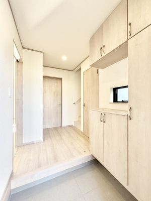 ���ց@�Ƒ��̋A��₨�q�l�������������}���錺��  