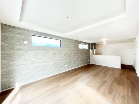 ���r���O�@���R�Ƃ��Ƒ����W�܂�e���̋�ԁI