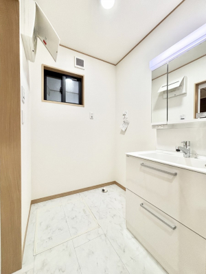 ���̑��@���������Ă���̂Ŏ��C�̑����ꏊ�ł����C���\���s���܂��B�����̐g�x�x���C�����ǂ��I