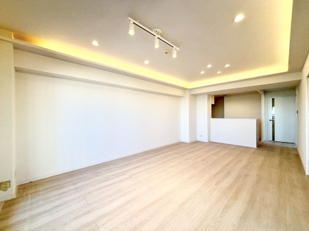 ���r���O�@���Ƒ��̓��₩�Șb�����ŕ�܂�閾�邢���r���O  